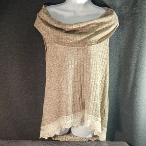 Women's Knit High-Low Tan & Brown & Lace Trim Open Area Back Top